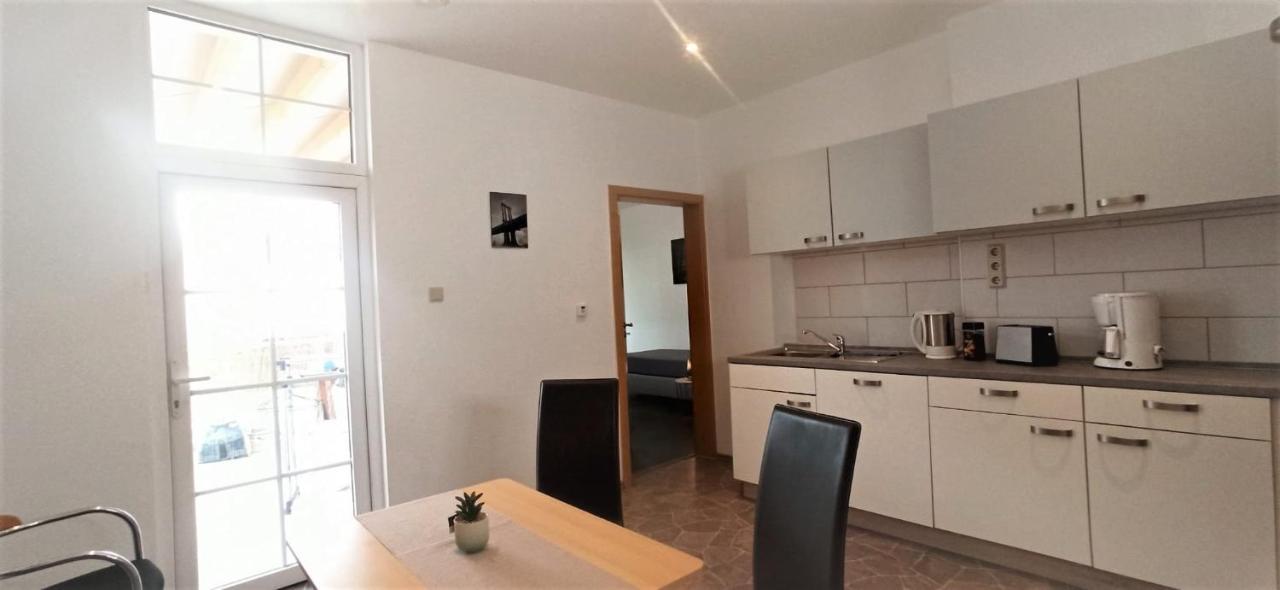 הלברשטאדט Apartment Fuer Bis Zu 7 Personen Mit Balkon מראה חיצוני תמונה
