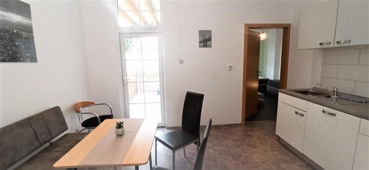 הלברשטאדט Apartment Fuer Bis Zu 7 Personen Mit Balkon מראה חיצוני תמונה