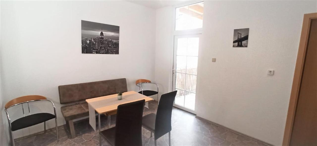 הלברשטאדט Apartment Fuer Bis Zu 7 Personen Mit Balkon מראה חיצוני תמונה